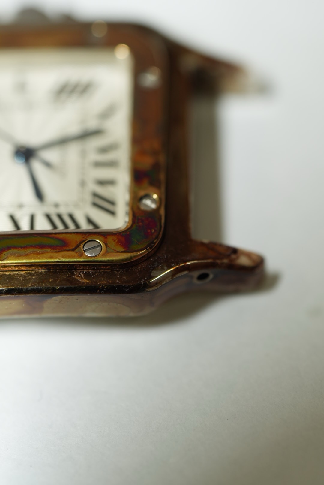 カルティエ　ガルベ　仕上前　ケースサイド7時方向