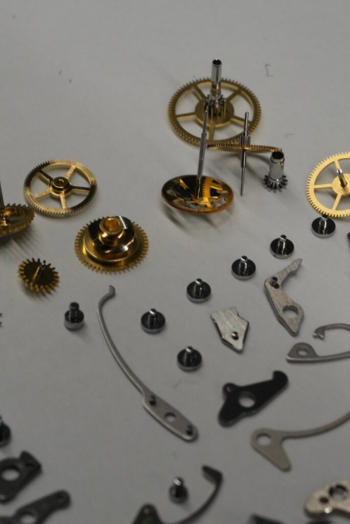 オメガ　スピードマスター　プロフェッショナル　ムーブメント歯車