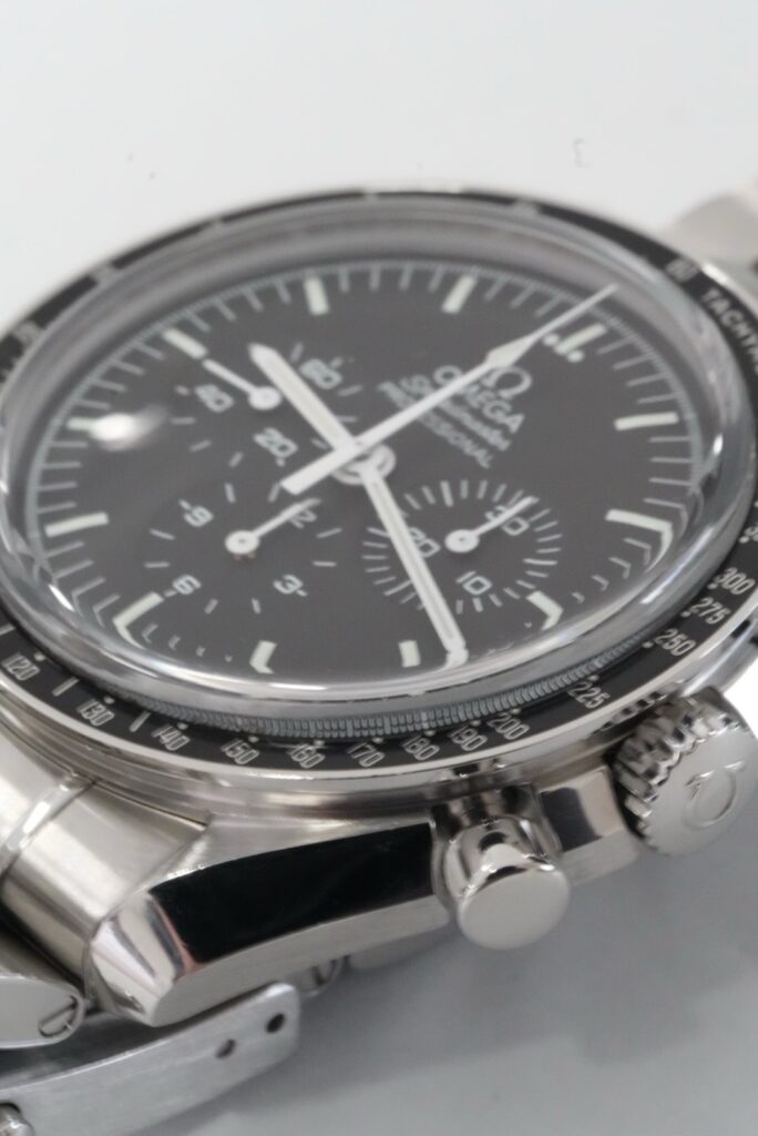 オメガ　スピードマスター　プロフェッショナル　修理後の写真