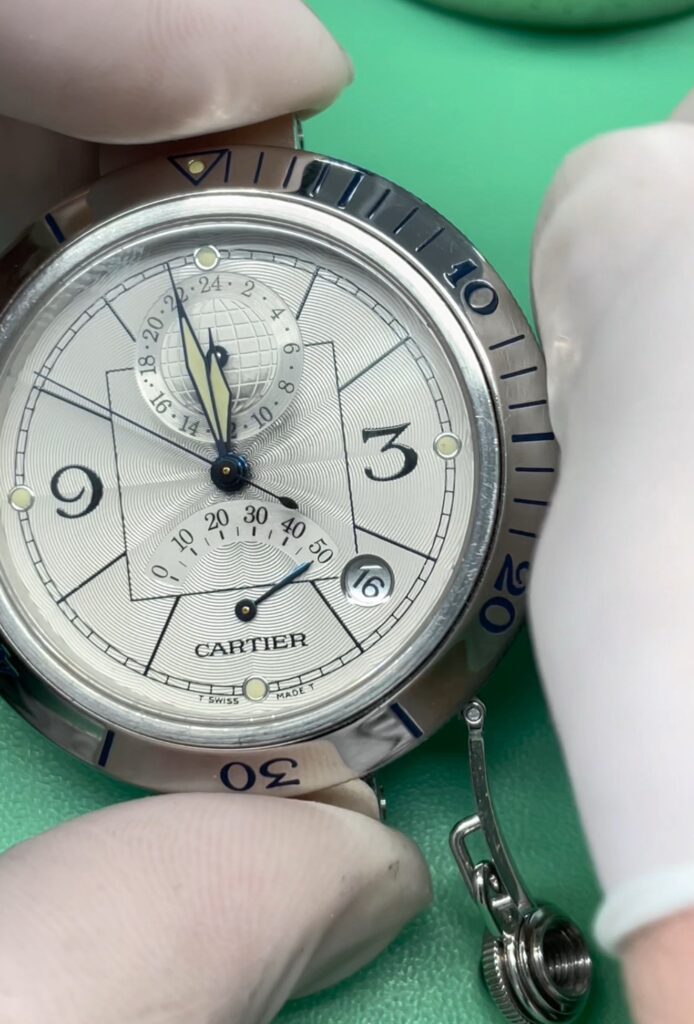 カルティエ　パシャ　時計修理